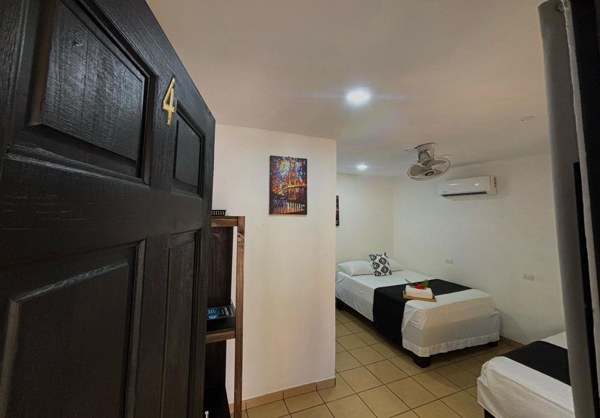 Carey Lodging Tortuguero Rom bilde